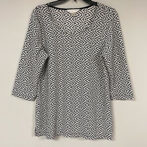 Christopher & Banks pull over blouse, L, Black & White , Stretchy, scoop neck